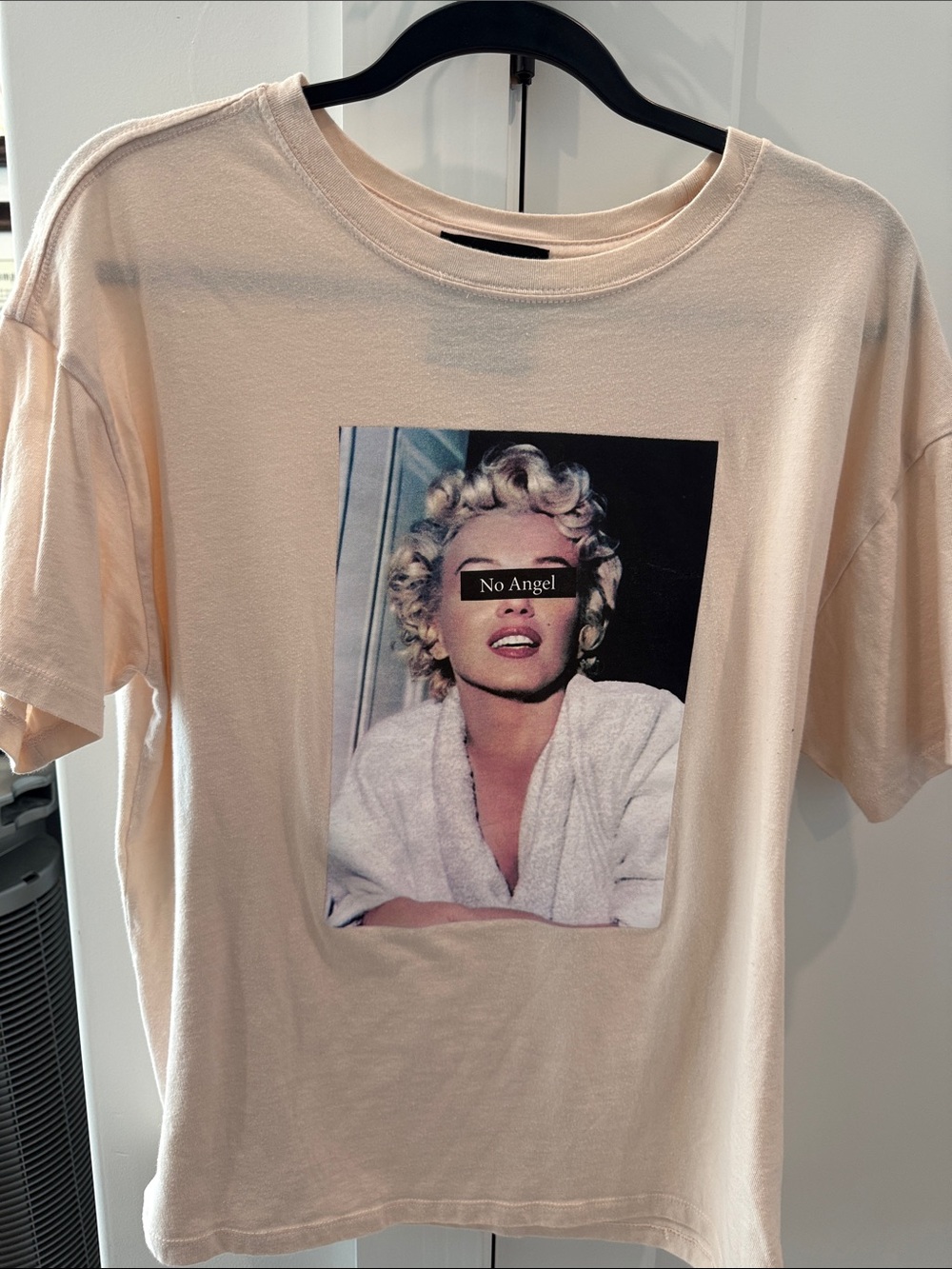 Forever 21 Light Cream Graphic Tee